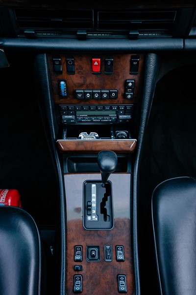 1988 Mercedes Benz 560SEC 300Hp 2  Owners